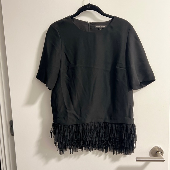 Banana Republic Crepe Fringe Top - XS - Black - Picture 2 of 4